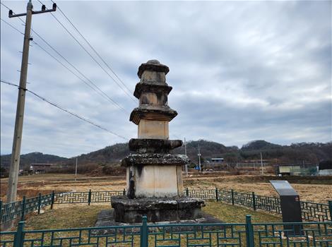 안동 임하동 동삼층석탑