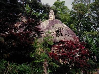 안동 이천동 석불상