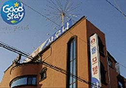 필 모텔 기타사진