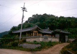 만운동 모선루